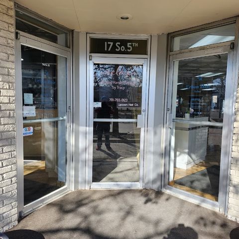 Uptown Hair Co, beauty salon in Moorhead, MN